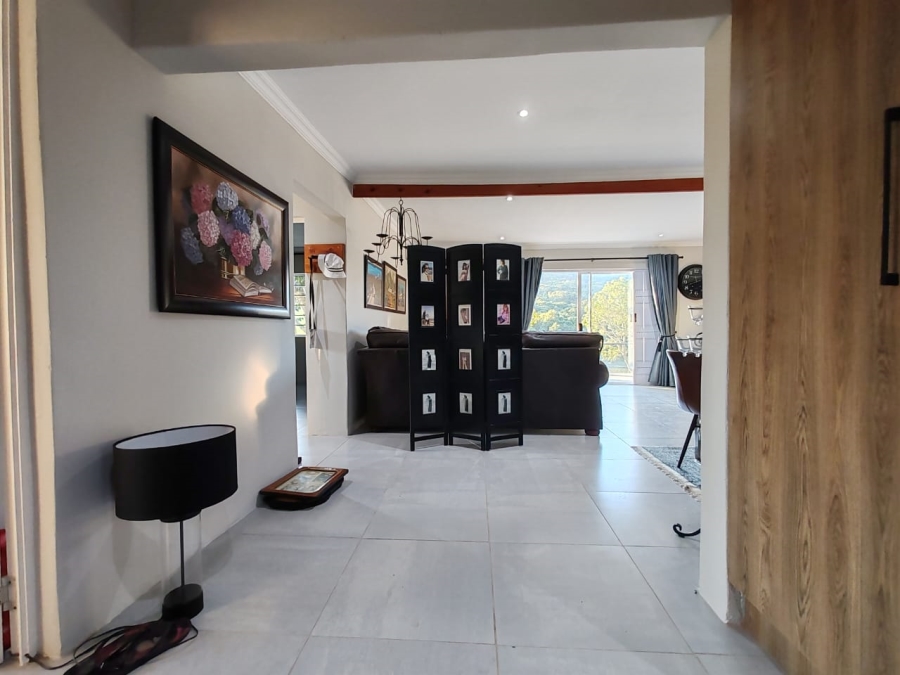 Commercial Property for Sale in Colleen Glen Eastern Cape